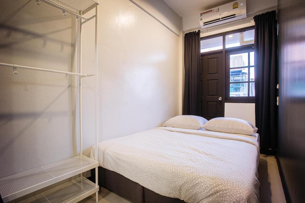 T3 Two Bedrooms Wifi Full Kitchen 1 Min To Bts Bangkok Eksteriør bilde